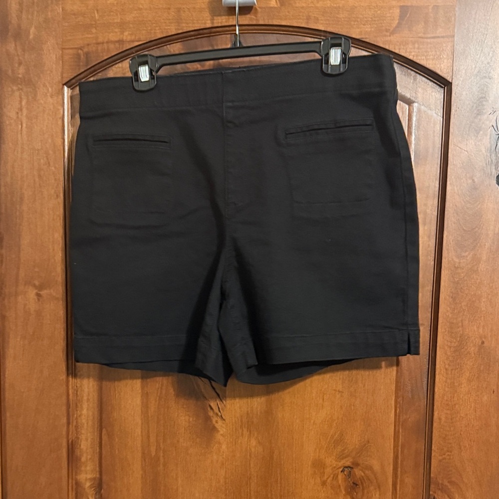 Westbound Black Park Avenue Fit Shorts